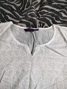 Srishti White Cotton Kurti