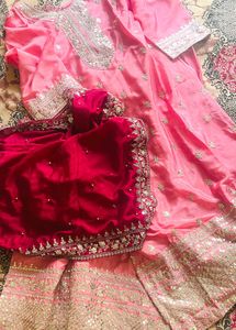 Pakistani Suit Set! Limited Time Offer