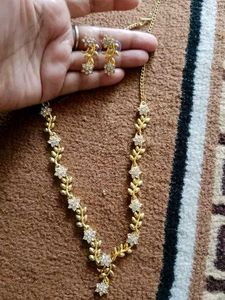 Elegant Necklace Set