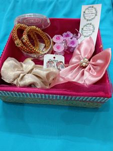 Jewellery &amp; Hair Accessory Set