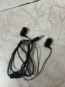 Sounce Wired Earbuds With Box