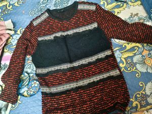 Stylish Knit Sweater in L 40 size for women