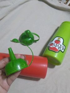 Sauce Container