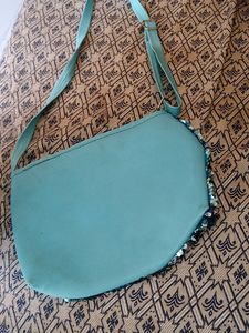 Stylish Sling Bag With Adjustable Handle For Kids