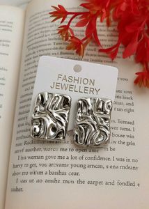 Combo Of 2 Anti Tarnish Wave Studs😍