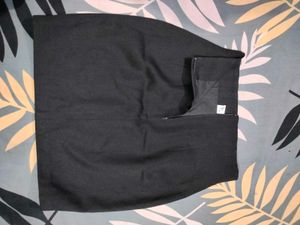 Black Formal Pencil Skirt