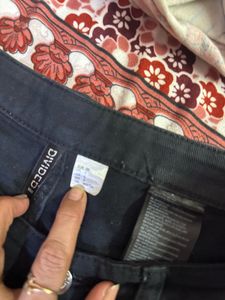 Beautiful black Rugged Jeans