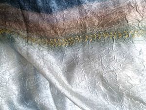 Vintage Style Crinkled Shree With Blouse