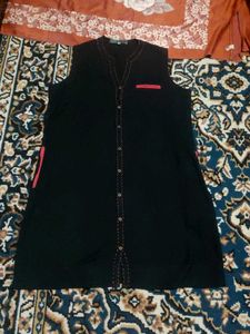 Sleeveless Black kurti