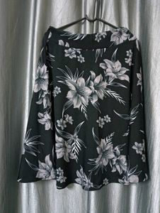 Floral Print Skirt 🤍