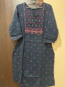 Embroidered Aayasa Kurti