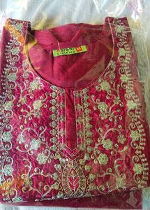 Women Kurti Pant Dupatta Set