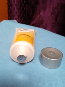 Ozone Acne Check Facewash