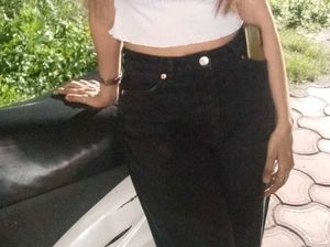 Black Balloon  Leg Denim Jeans