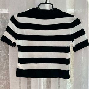 Striped Cropped T-Shirt