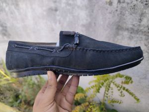 Stylish Black leatherLoafers