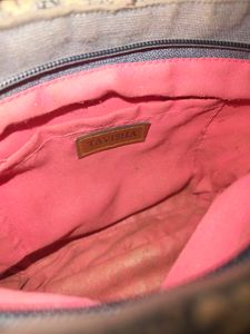 MAKEUP BAG