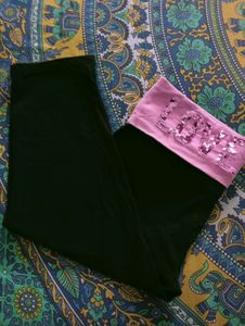 Offer For Black 3/4 Capri💞🖤