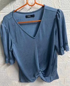 Cute Blue V-Neck Crop Top