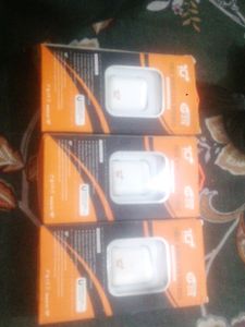 Tws New Earpod Working Condition 3piece Combo