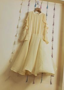 Cute Korean Style Dress 💛