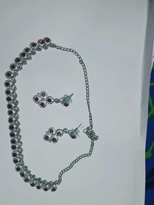 Nacklace