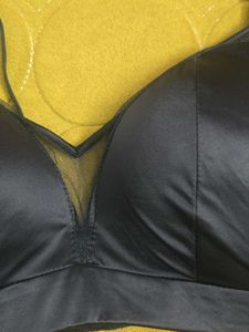 Comfy black bra bust 34A