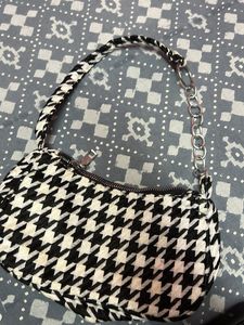 Houndstooth Mini Baguette