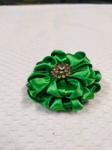 Green Flower Hairclip