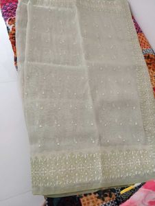 Saree Without Blouse