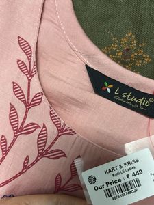 Floral Embroidered Kurti