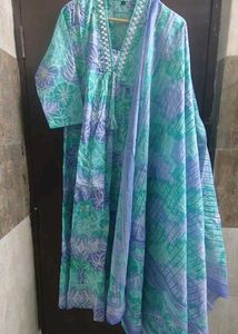 New Unused PureCotton Aline Vneck Suit