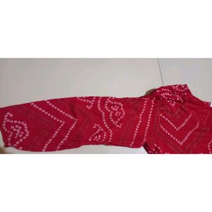 Red &amp; white Chunri Kurta Set