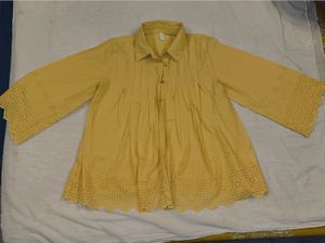 Chic Yellow Button-Down Top