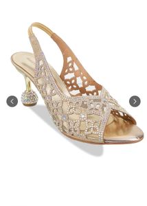 New Mochi beautiful designer Heels