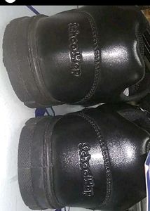 SchoolHop Black Shoes