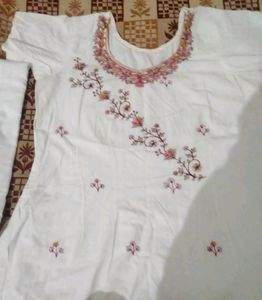 Like New White Suit Set With Salwar