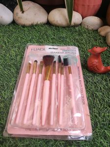 Makeup Brush Set