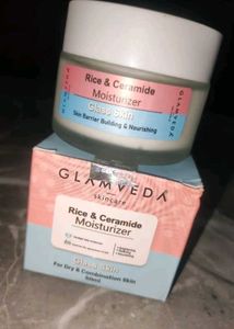 Glamveda Serum