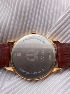 Titan Watch 800 Rs Last