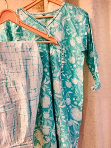Floral Print Kurta Pant Set, Bust- 36/38