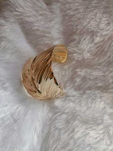 Golden Feather 🪶 Kada