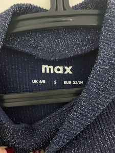 Sparkly Navy blue top