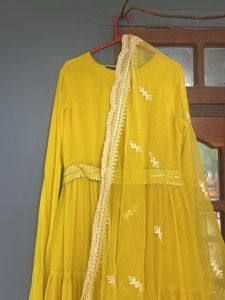 New.Yellow Tiered Ethnic Gown