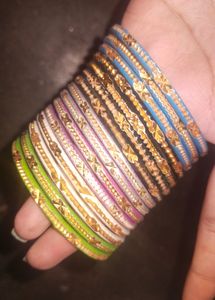 A Multicolored bangles