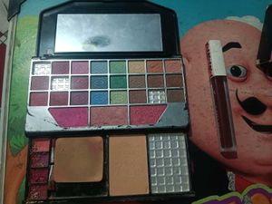 Fab Secret Makeup Set &amp; Lipstick