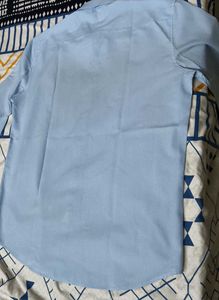 Omar Sharif Men Solid Blue Formal Shirt
