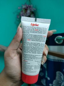 Dwash Moisturising Facial Wash