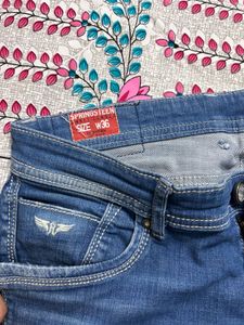 Trendy Jeans