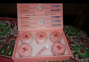 NutriGlow English Rose Facial Kit